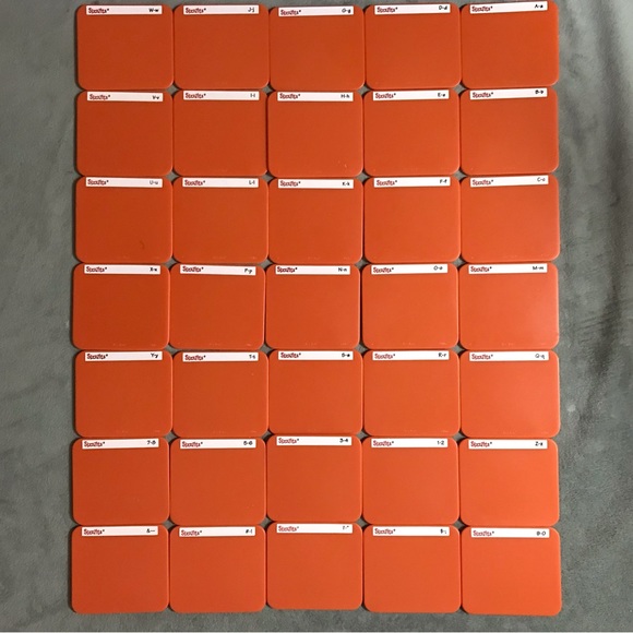 Sizzix Sizzlits 35-die GRAFFITI alphabet dies in case - Picture 8 of 9